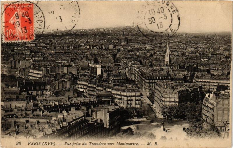 Carte postale ancienne Vue prise du Trocadéro vers Montmartre à Paris 16e