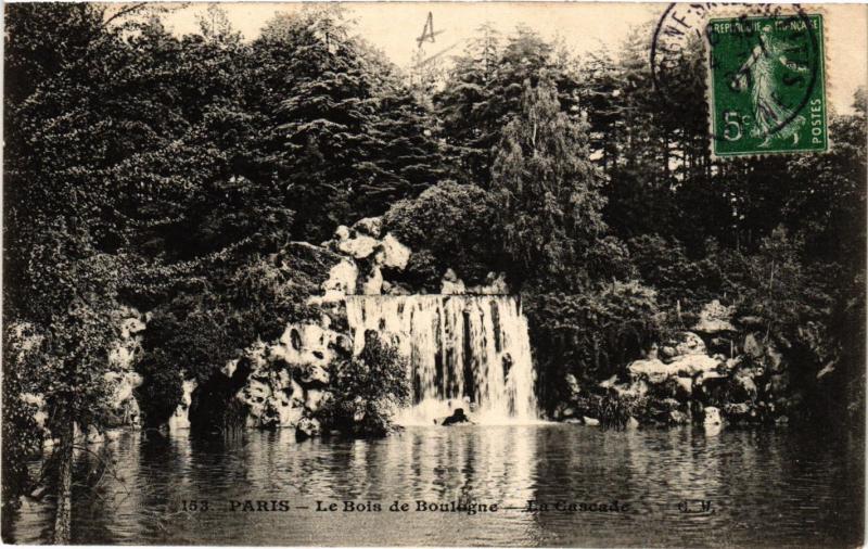 Carte postale ancienne Le Bois de Boulogne - La Cascade à Paris 16e