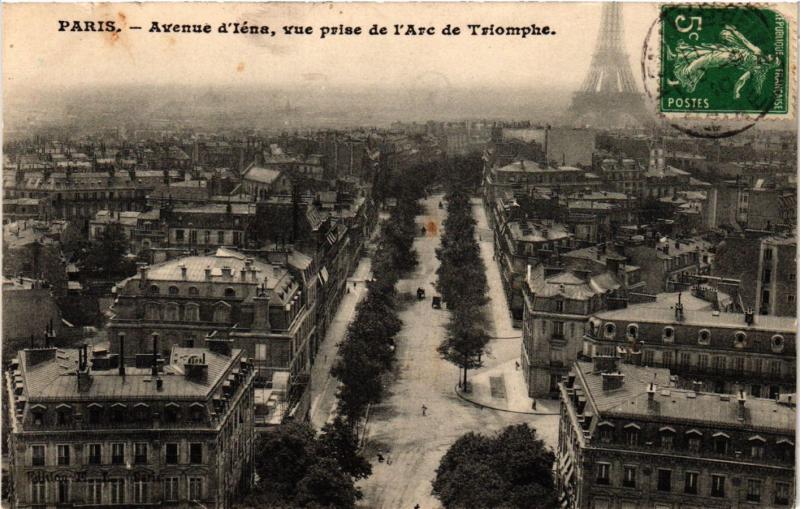 Carte postale ancienne Avenue d'Iéna vue prise de l'Arc de Triomphe à Paris 16e