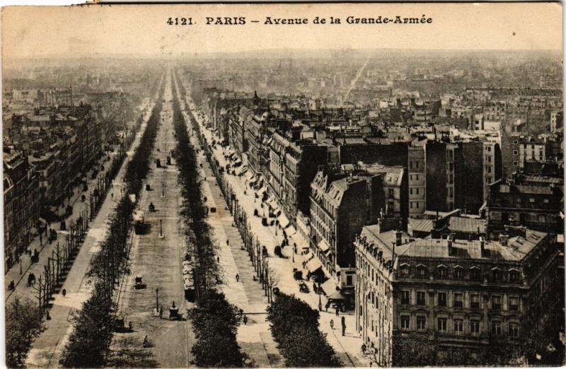 Carte postale ancienne Avenue de la Grande-Armée à Paris 16e