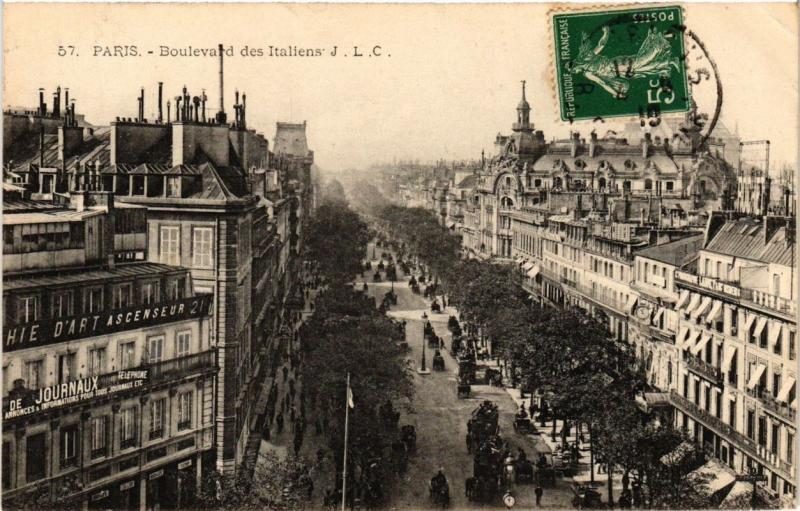 Carte postale ancienne Paris 9e - Boulevard des Italiens à Paris 9e