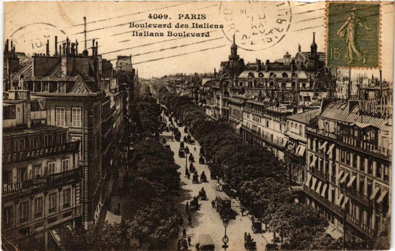 Carte postale ancienne Paris 9e - Boulevard des Italiens à Paris 9e