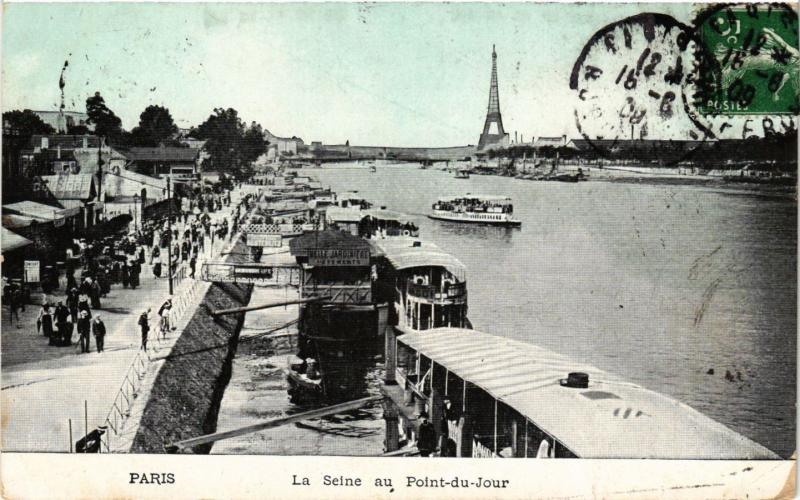 Carte postale ancienne La Seine au Point-du-Jour à Paris 16e