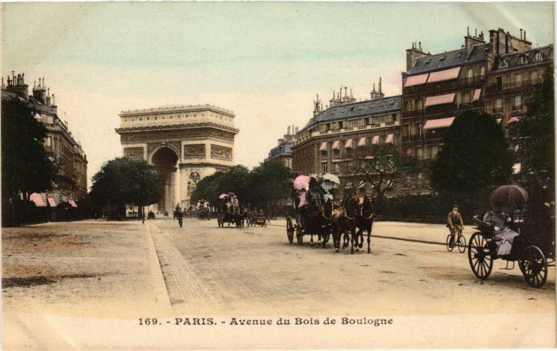 Carte postale ancienne Avenue du Bois de Boulogne à Paris 16e