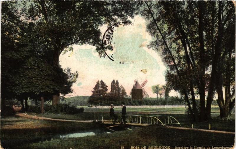 Carte postale ancienne Bois de Boulogne - Derrière le Moulin de Longchamp à Paris 16e