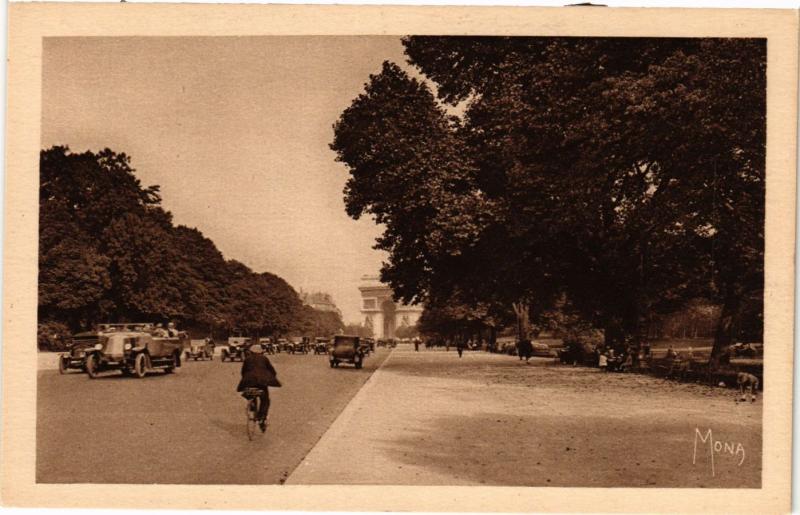 Carte postale ancienne L'Avenue Foch à Paris 16e