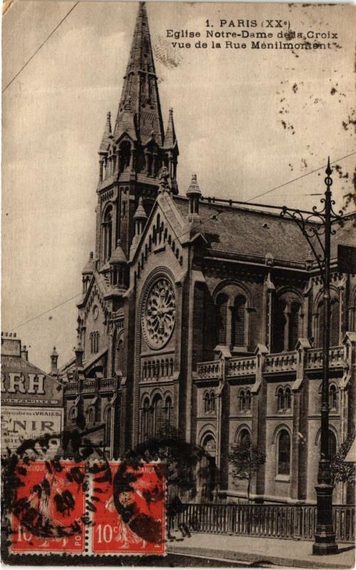 Carte postale ancienne Eglise Notre-Dame de la Croix vue de la Rue Ménilmontant à Paris 20e