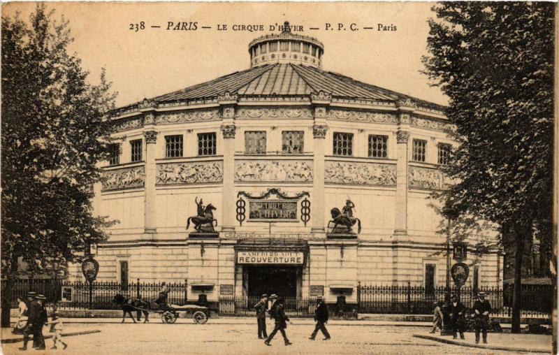 Carte postale ancienne Paris 11e Paris-Le Cirque d'Hiver à Paris 11e