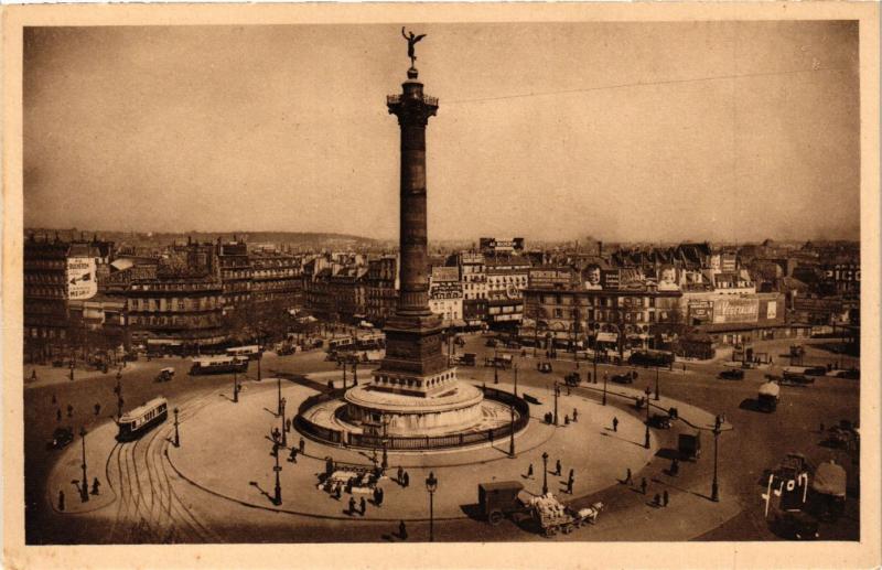 Carte postale ancienne Paris 11e Paris-Place de la Bastille-Bastille Square à Paris 11e