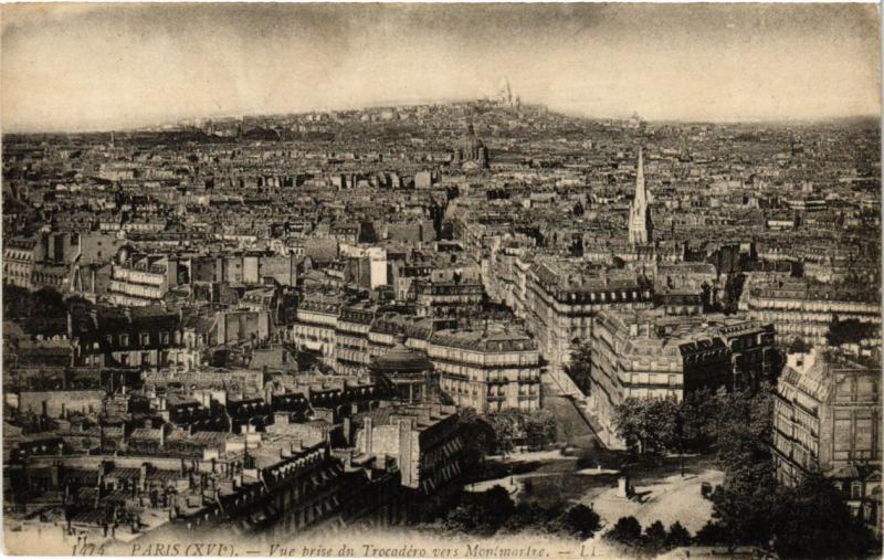 Carte postale ancienne Vue prise du Trocadéro vers Montmartre à Paris 16e