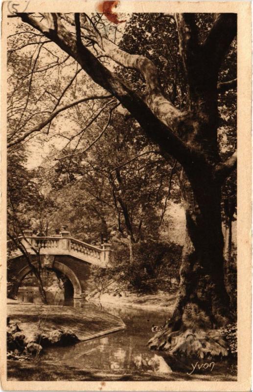 Carte postale ancienne Paris (8e) - Le Parc Monceau à Paris 8e