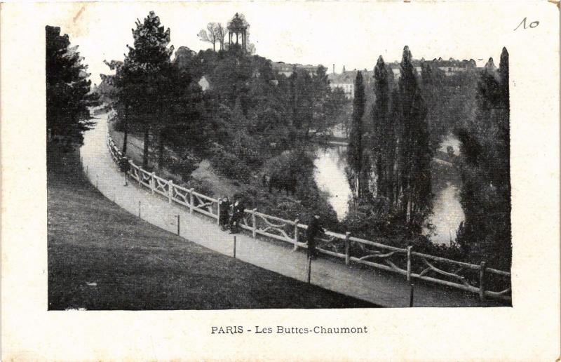 Carte postale ancienne Les Buttes-Chaumont à Paris 19e