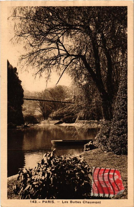 Carte postale ancienne Les Buttes Chaumont - Un coin du Parc à Paris 19e
