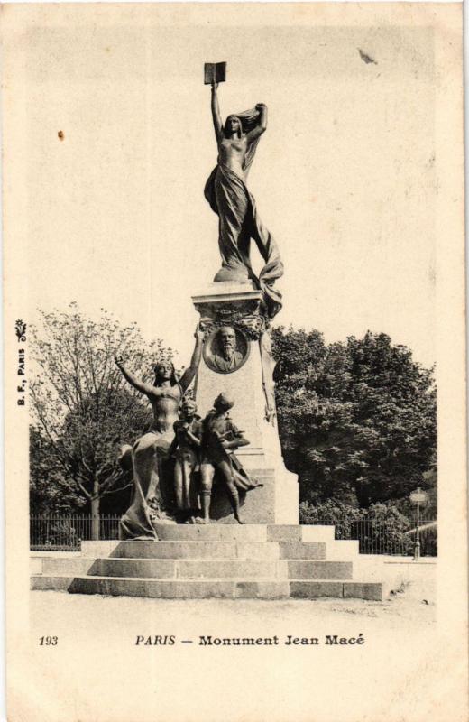 Carte postale ancienne Monument Jean Macé à Paris 19e