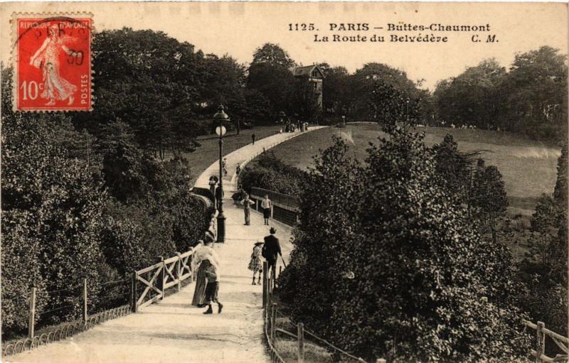 Carte postale ancienne Buttes-Chaumont - La Route du Belvédère à Paris 19e