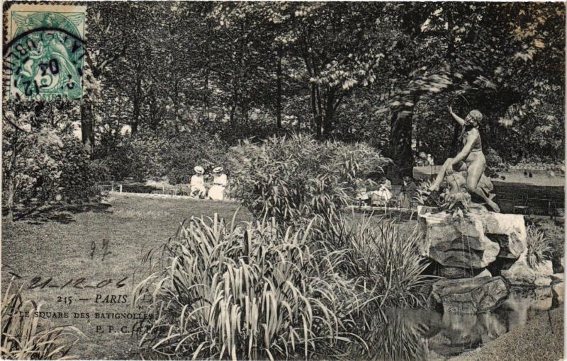 Carte postale ancienne Le Square des Batignolles à Paris 17e