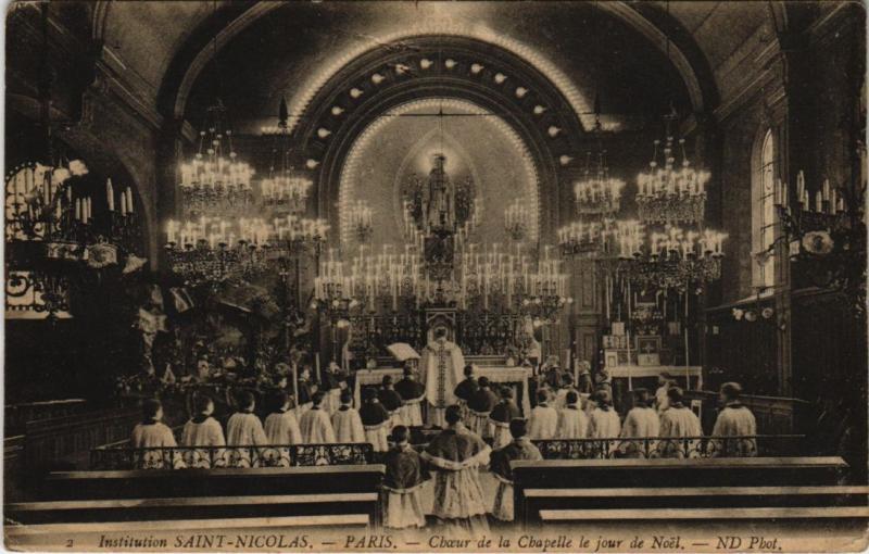Carte postale ancienne Paris 5e - Choeur de la Chapelle le jour de Noel à Paris 5e