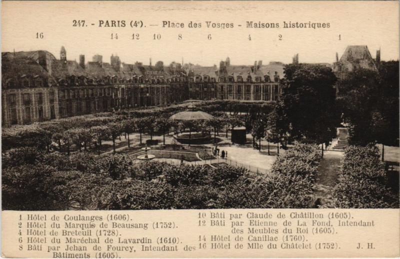 Carte postale ancienne Paris 4e - Place des Vosges - Maisons historiques à Paris 4e