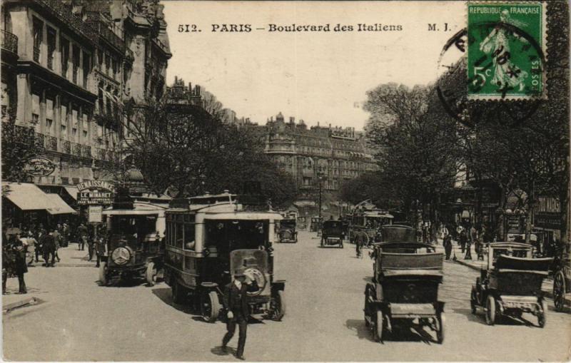 Carte postale ancienne Paris 2e - Le Boulevard des Italiens à Paris 2e