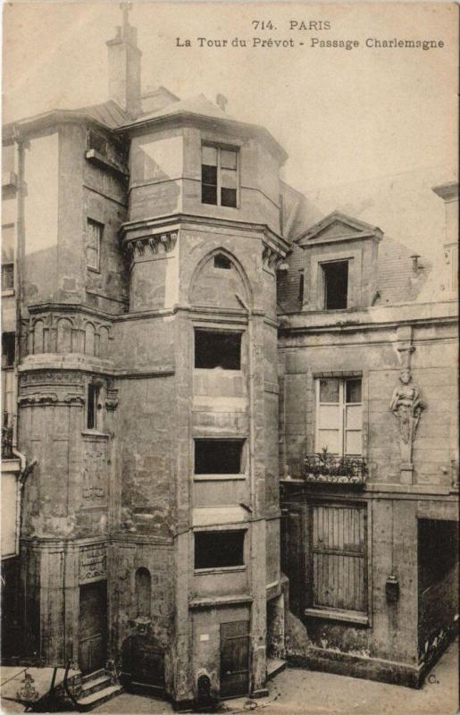 Carte postale ancienne Paris 5e - La Tour du Prévot - Passage Charlemagne à Paris 5e