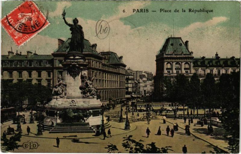 Carte postale ancienne Paris 11e - Place de la République à Paris 11e