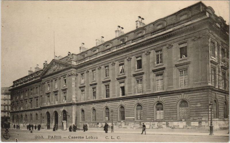 Carte postale ancienne Paris 4e - Caserne Lobau C. L. C. à Paris 4e