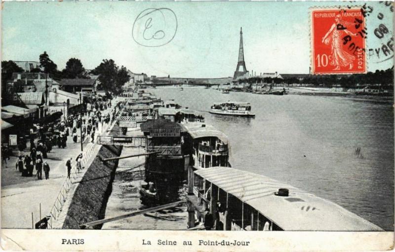 Carte postale ancienne La Seine au Point-du-Jour à Paris 16e