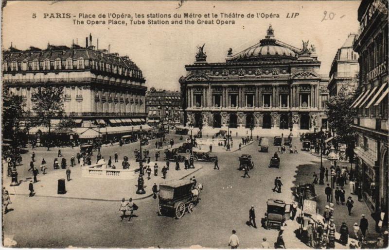 Carte postale ancienne Paris 2e - Avenue de la Opéra à Paris 2e