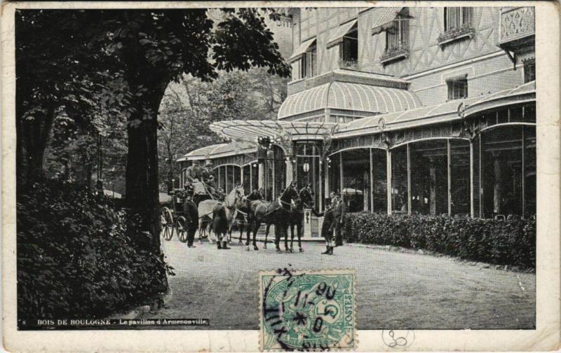 Carte postale ancienne Bois de Boulogne - Le pavillon d'Armenonville à Paris 16e