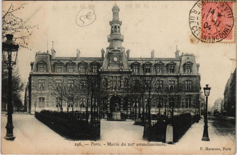 Carte postale ancienne Mairie du XIIe Arrondissement à Paris 12e