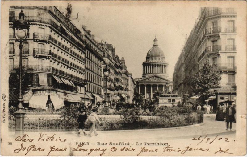 Carte postale ancienne Paris 5e - Rue Soufflot - Le Panthéon à Paris 5e