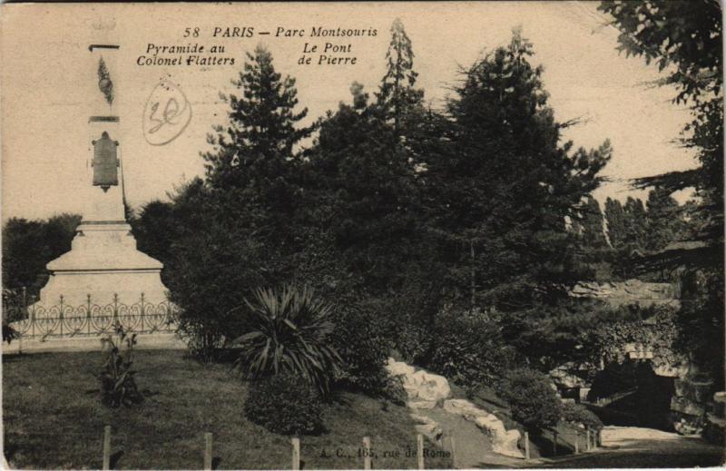 Carte postale ancienne Parc Montsouris - Pyramide au Colonel Flatters - Le Pont de Pierre à Paris 14e