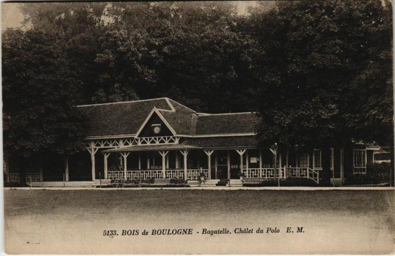 Carte postale ancienne Bois de Boulogne - Bagatelle - Châlet du Polo à Paris 16e
