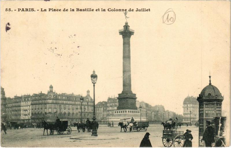 Carte postale ancienne Paris 12e - Place de la Bastille et la Colonne de Julliet à Paris 12e