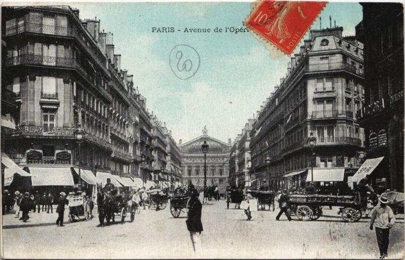 Carte postale ancienne Paris 2e - Avenue de l'Opéra à Paris 2e