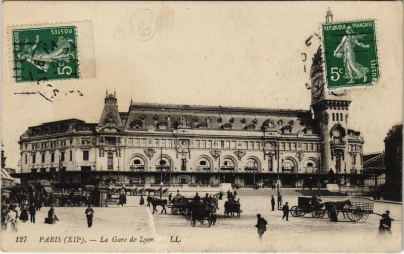 Carte postale ancienne La Gare de Lyon à Paris 12e