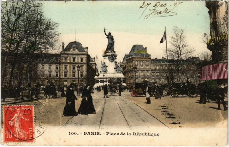 Carte postale ancienne Paris 11e - Place de la République à Paris 11e
