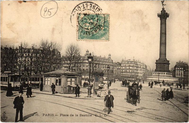 Carte postale ancienne Place de la Bastille à Paris 12e