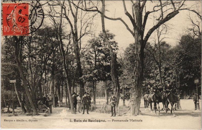 Carte postale ancienne Bois de Boulogne - Promenade Matinale à Paris 16e