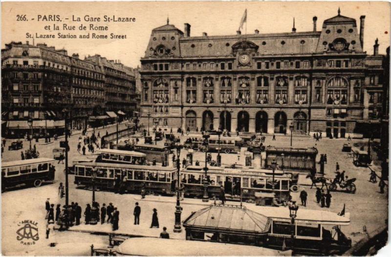 Carte postale ancienne Paris 8e - La Gare Saint-Lazare à Paris 8e