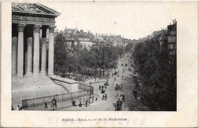 Carte postale ancienne Paris 1e - Boulevard de la Madeleine à Paris 1er