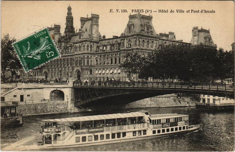 Carte postale ancienne Paris 4e - Hotel de Ville et Pont d'Arcole à Paris 4e