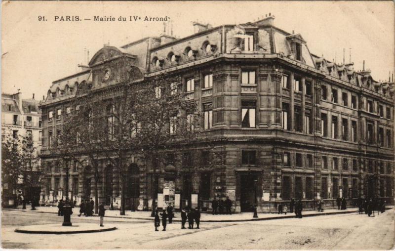 Carte postale ancienne Paris 4e - Mairie du Iv Arrond à Paris 4e