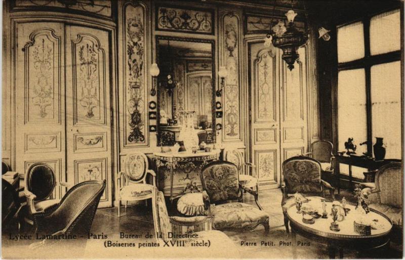 Carte postale ancienne Paris 9e - Bureau de la Directrice à Paris 9e