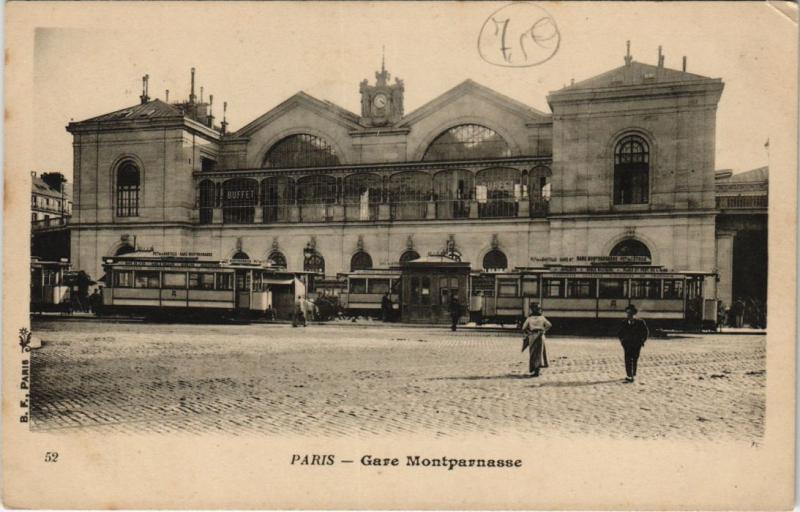 Carte postale ancienne Gare Montparnasse à Paris 6e