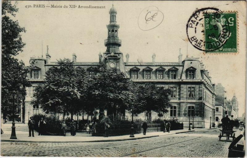 Carte postale ancienne Mairie du XIIe Arrondissement à Paris 12e