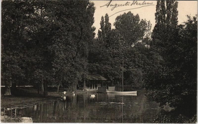 Carte postale ancienne Bois de Boulogne - Le Lac inférieur à Paris 16e