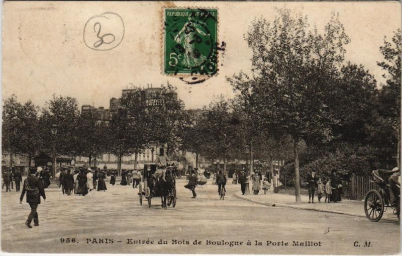 Carte postale ancienne Entrée du Bois de Boulogne à la Porte Maillot à Paris 17e