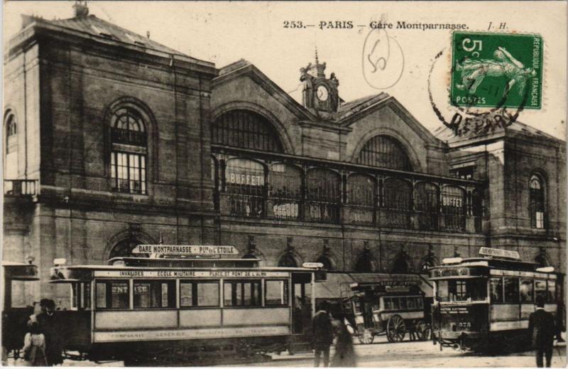 Carte postale ancienne Gare Montparnasse à Paris 6e