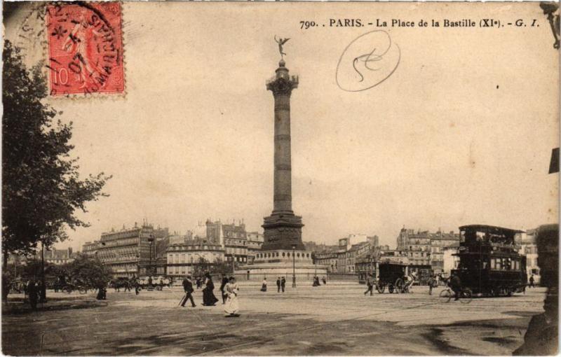 Carte postale ancienne Paris 11e - Place de la Bastille à Paris 11e